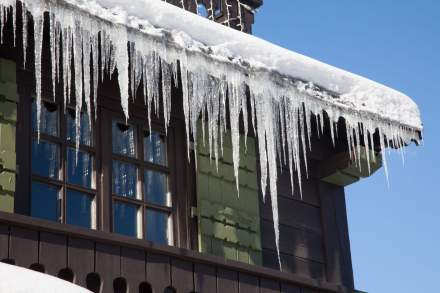 Au Coin du Feu, Hôtel Megève Centre, Devanture