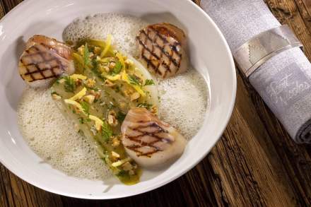 Au Coin du Feu, Hôtel Megève Centre, Devanture